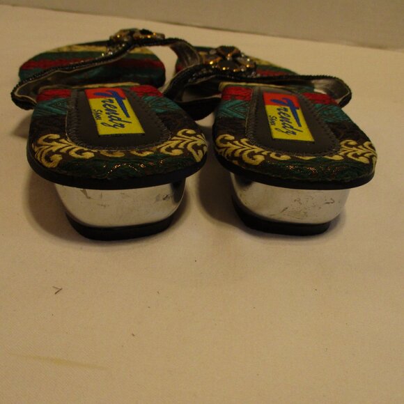 Trendz Woman Size 6 Black Yellow Red Bling Bling Beach Travel Vacation Sandals - Picture 11 of 13